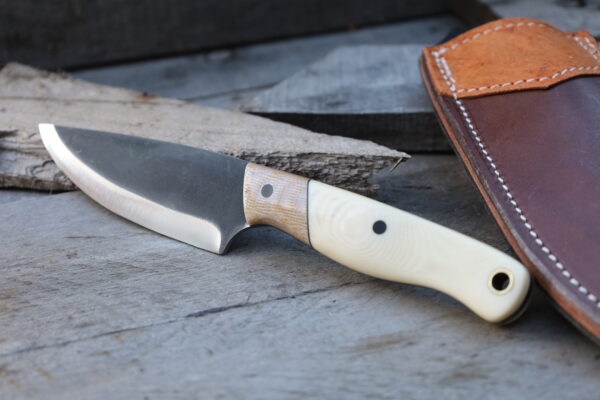 Semi Skinner LW Hunting Knife - Magnacut - Image 5